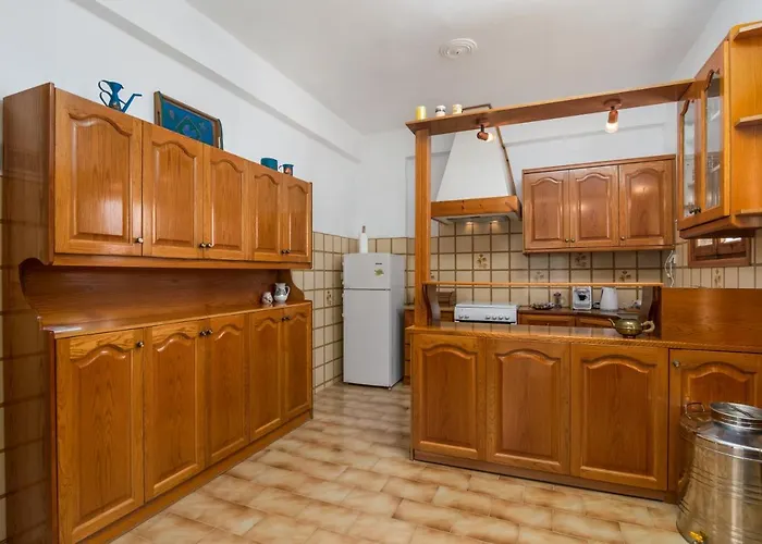 民宿 Granny's Yard 阿达玛斯